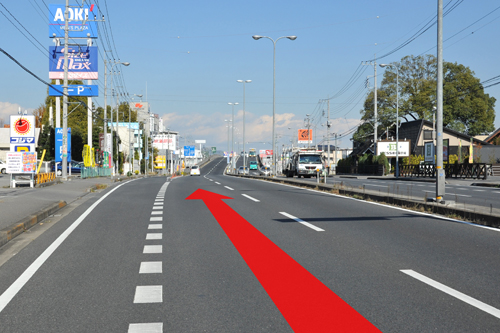 環状線を北上からの道案内：県道3号宇都宮環状線駒生町交差点陸橋を直進