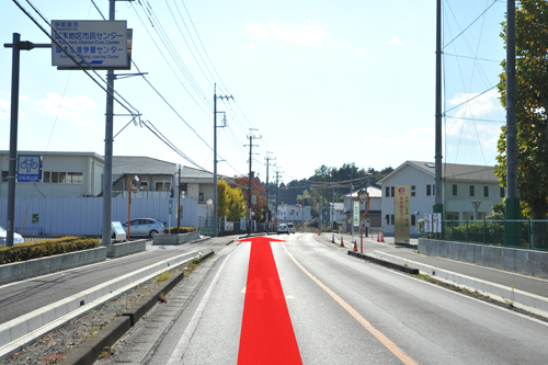 新里街道からの道案内：国本付近新里街道（県道22号）を東北自動車方面へ直進